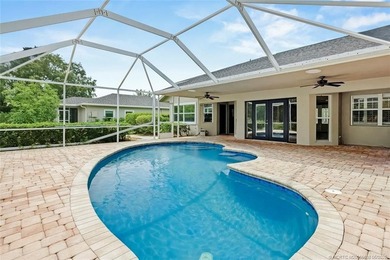 Welcome to Pinecrest Lakes! Situated on 1.1 acres, this unique - photo 36