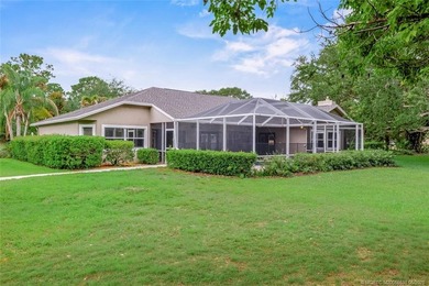 Welcome to Pinecrest Lakes! Situated on 1.1 acres, this unique - photo 40