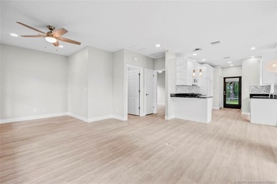 Welcome to Pinecrest Lakes! Situated on 1.1 acres, this unique - photo 43