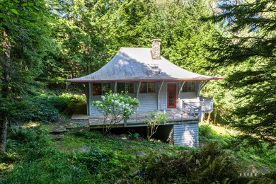 MASSIVE PRICE IMPROVEMENT! A ONCE-IN-A-LIFETIME OPPORTUNITY -- - photo 45