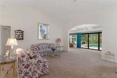 Citrus Hills - Canterbury Lake Estates - Immaculately maintained - photo 4