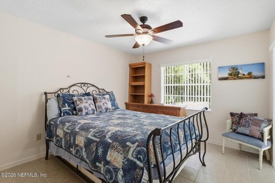 Welcome home to this beautiful 3-bedroom, 2-bath pool home - photo 22