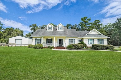 Welcome to this beautiful charming 3-bedroom, 2-bathroom home - photo 1