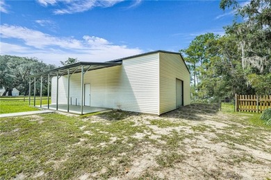 Welcome to this beautiful charming 3-bedroom, 2-bathroom home - photo 3