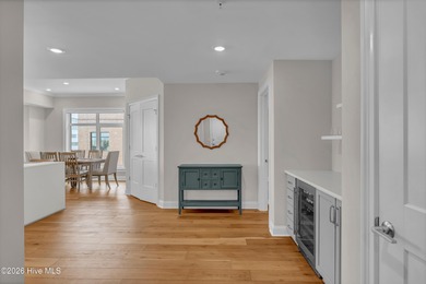 Elegance meets modern comfort in this pristine 2 bed 2.5 bath - photo 3