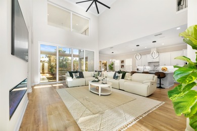Nestled in a small, private waterfront community on canal - photo 9