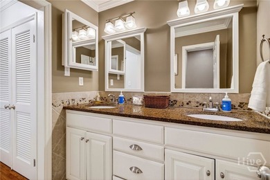 Traditional Elegance Meets Modern Luxury in Jackson Woods - photo 7