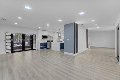 Discover the perfect blend of luxury, privacy, and convenience - photo 10