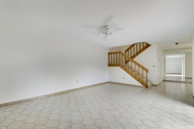 Welcome to Jupiter Plantation, one of Jupiter's most desirable - photo 16