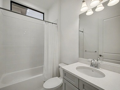 Nearly new and lightly lived in, this 3-bedroom + flex room - photo 19