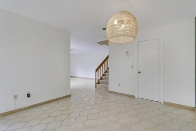 Welcome to Jupiter Plantation, one of Jupiter's most desirable - photo 22