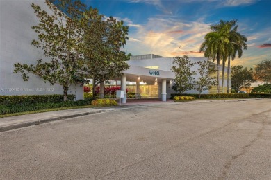 Weston Lakes Area Commercial Sale Pending in Weston Florida