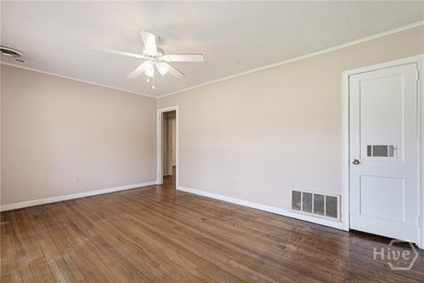 Located in the heart of Thunderbolt, 3324 Louis Street offers a - photo 5