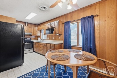 Located in the heart of Thunderbolt, 3324 Louis Street offers a - photo 9