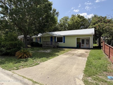 Investor Special with Great Potential! Calling all investors and - photo 2