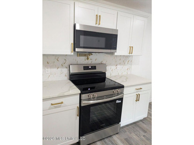 Additional listing photo 4