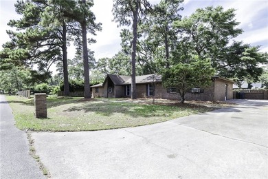 Welcome to 12 Jameswood Avenue, a charming all-brick - photo 6