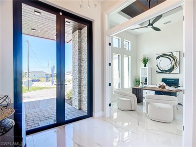 This luxury model home provides over 2,600 SQFT of living space - photo 43