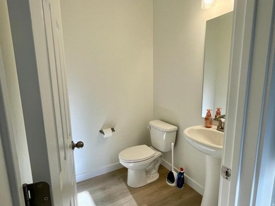 Beautiful Home in Orem - this Hemingway plan features an - photo 4