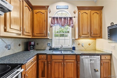 Welcome to this stunning 4-bedroom, 3-bathroom home designed for - photo 13