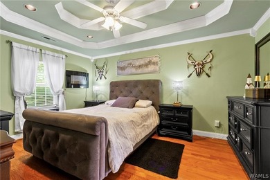 Welcome to this stunning 4-bedroom, 3-bathroom home designed for - photo 17