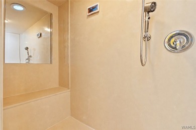 Welcome to this stunning 4-bedroom, 3-bathroom home designed for - photo 22