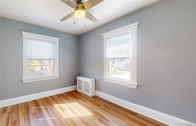 Beautiful Legal Two-Family Home, Also Works Seamlessly As A - photo 23