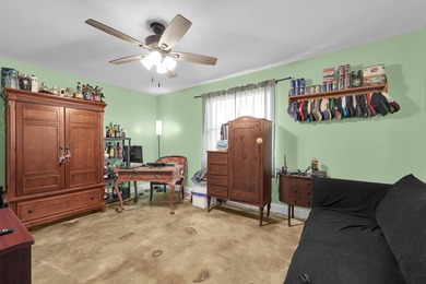 Beautifully maintained 3-bedroom, 2-bathroom, 1-car garage home - photo 24