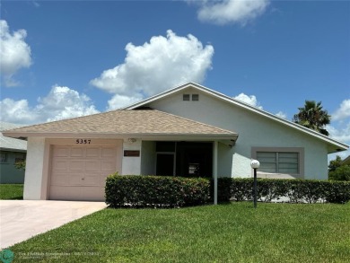 (private lake, pond, creek) Home For Sale in West Palm Beach Florida