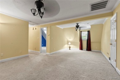 Welcome to this stunning 4-bedroom, 3-bathroom home designed for - photo 31