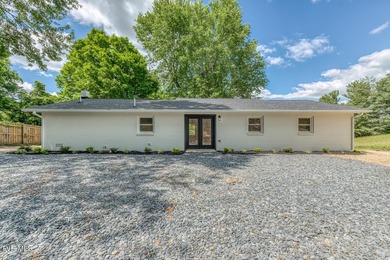 Set on approximately half an acre in Piney Flats, this - photo 33