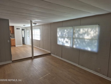 Single wide mobile home has been rehabbed. quiet, dead end - photo 3
