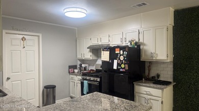 Additional listing photo 4