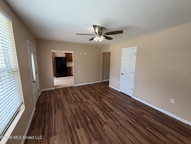 Additional listing photo 2