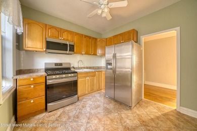 This renovated move in ready 2 bedroom, 2 bath is one of the - photo 7