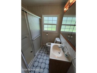Welcome to this super charming 2 bedroom, 1 bath cottage - photo 9