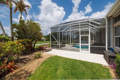 Elegant Monarch Country Club estate on a premier lot with water - photo 11
