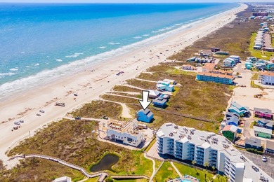 Crandall's Cottage is a treasured home located on the beach with - photo 3