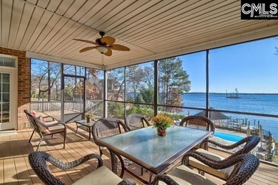 Beautiful lake-front estate. Multi-generational home with lower - photo 14
