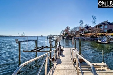 Beautiful lake-front estate. Multi-generational home with lower - photo 17