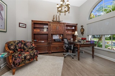 Elegant Monarch Country Club estate on a premier lot with water - photo 17