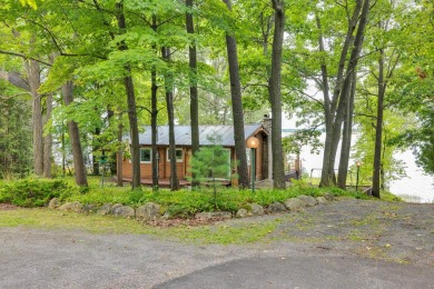 Lake Home For Sale in Gatineau (Aylmer), 