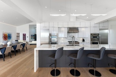 A private sanctuary of coastal sophistication, The Oasis offers - photo 23
