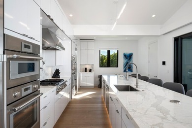 A private sanctuary of coastal sophistication, The Oasis offers - photo 24