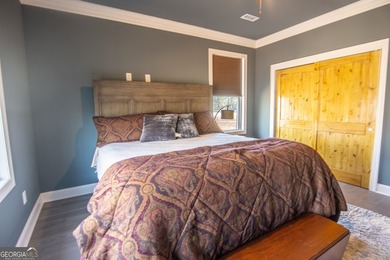 Custom Log Cabin Near Lake Hartwell Beautiful custom-built log - photo 25