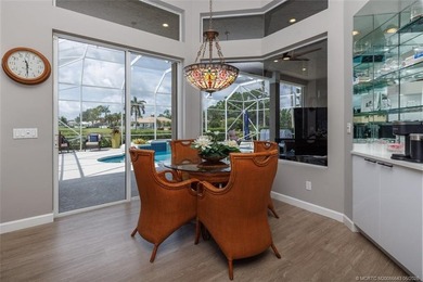 Elegant Monarch Country Club estate on a premier lot with water - photo 25