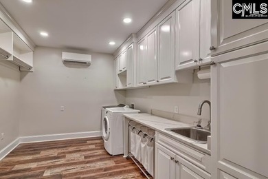 Beautiful lake-front estate. Multi-generational home with lower - photo 33