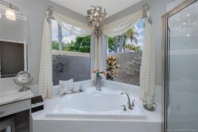 Elegant Monarch Country Club estate on a premier lot with water - photo 34