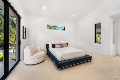 A private sanctuary of coastal sophistication, The Oasis offers - photo 44