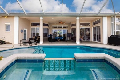Elegant Monarch Country Club estate on a premier lot with water - photo 45